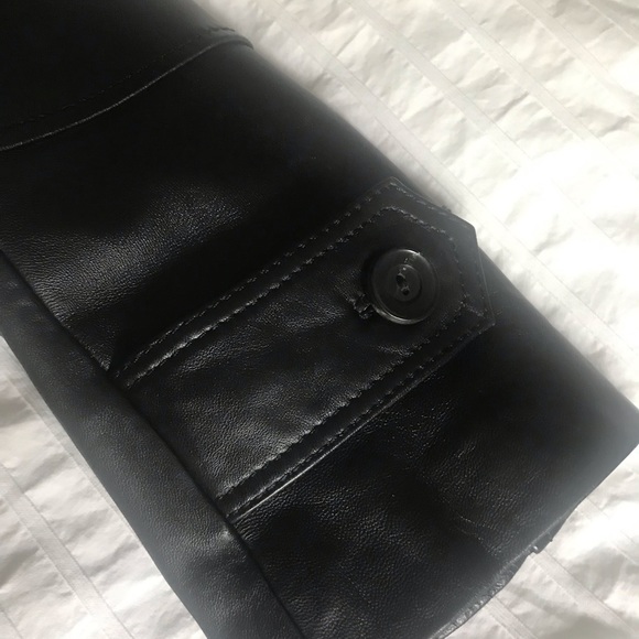 Danier Leather Black Leather Coat - Picture 4 of 5